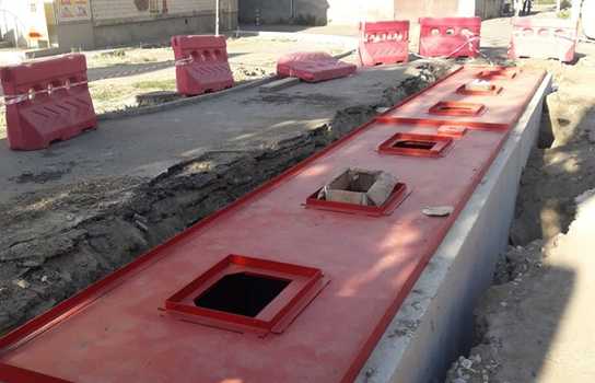 Новини Вінниці / Сміттєві контейнери у Вінниці «ховають» під землю (ФОТО)