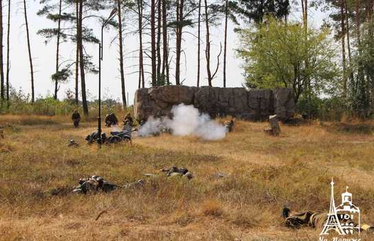 Новини Вінниці / Дві сотні «військових» «билися» за місто Вісмар на ставці Гітлера під Вінницею (ФОТО, ВІДЕО)