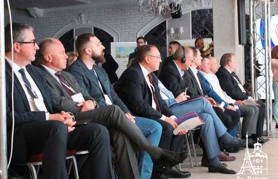 Новини Вінниці / Міжнародний бізнес-форум триває сьогодні у Вінниці: приїхали гості з різних областей України та з-за кордону (ФОТО, ВІДЕО)