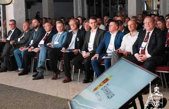 Новини Вінниці / Міжнародний бізнес-форум триває сьогодні у Вінниці: приїхали гості з різних областей України та з-за кордону (ФОТО, ВІДЕО)