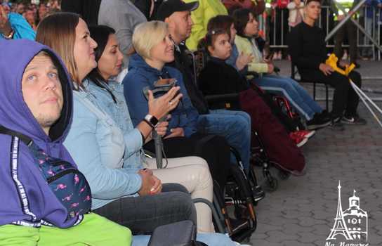 Новини Вінниці / Зворушливе освідчення на сцені, подарунки новонародженим від мерії та драйв від Федишин, Шурова і «Ляпіса»: як у Вінниці завершили святкувати День міста (ФОТО, ВІДЕО) 