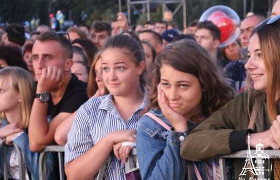 Новини Вінниці / Зворушливе освідчення на сцені, подарунки новонародженим від мерії та драйв від Федишин, Шурова і «Ляпіса»: як у Вінниці завершили святкувати День міста (ФОТО, ВІДЕО) 