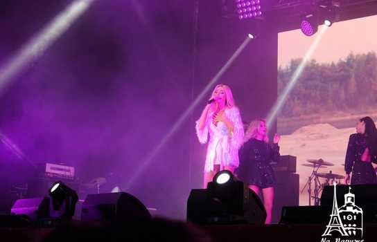 Новини Вінниці / Зворушливе освідчення на сцені, подарунки новонародженим від мерії та драйв від Федишин, Шурова і «Ляпіса»: як у Вінниці завершили святкувати День міста (ФОТО, ВІДЕО) 