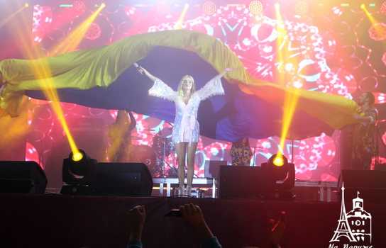 Новини Вінниці / Зворушливе освідчення на сцені, подарунки новонародженим від мерії та драйв від Федишин, Шурова і «Ляпіса»: як у Вінниці завершили святкувати День міста (ФОТО, ВІДЕО) 