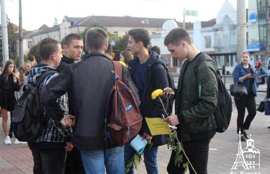 Новини Вінниці / На День народження письменника у Вінниці урочисто нагородили цьогорічних лауреатів Всеукраїнської премії імені Коцюбинського (ФОТО)