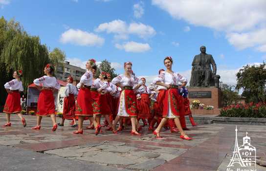 Новини Вінниці / На День народження письменника у Вінниці урочисто нагородили цьогорічних лауреатів Всеукраїнської премії імені Коцюбинського (ФОТО)