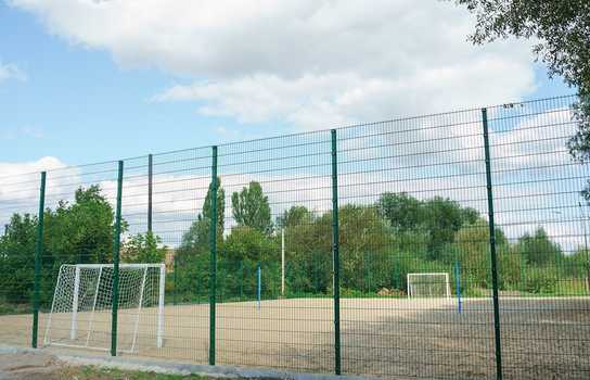 Новини Вінниці / У Вінниці закінчили роботи по побудові модернізованого спортивного майданчику на Тяжилові (ФОТО)