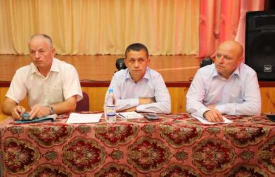 Новини Вінниці / Шли до лікаря, а потрапили до депутата. На Вінниччині сільська амбулаторія переїхала у сільраду