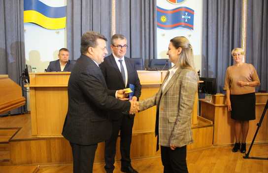 Новини Вінниці / У Вінницькій облраді три нових депутати: колишній віце-прем’єр отримає посвідчення пізніше (ФОТО)