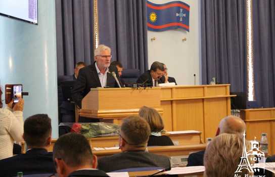 Новини Вінниці / Депутати Вінницької облради просять Зеленського провести «земельний референдум» (ФОТО)