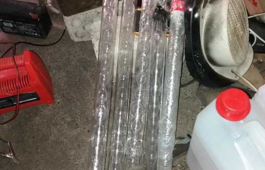 Новини Вінниці / В Ладижині молодик облаштував у гаражі сучасну лабораторію. Сусіди видали «хіміка» поліції (ФОТО)