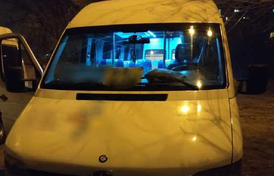 Новини Вінниці / Переповненою маршруткою у Вінниці керував водій під «кайфом» (ФОТО)