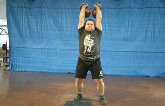 Новини Вінниці / Майор ЗСУ Олексій Кундис з Гнівані 182 рази підняв 32-кілограмову вагу і виграв Кубок Вінниччини з гирьового спорту (ФОТО)