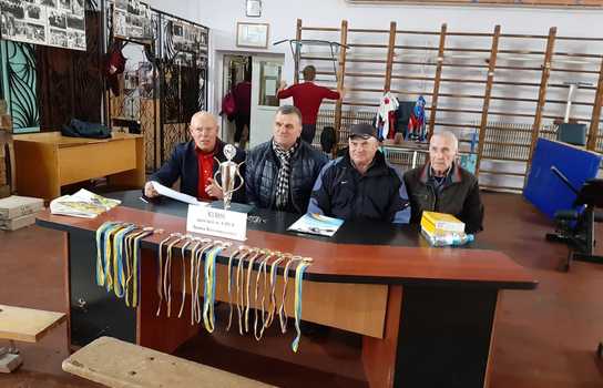 Новини Вінниці / Майор ЗСУ Олексій Кундис з Гнівані 182 рази підняв 32-кілограмову вагу і виграв Кубок Вінниччини з гирьового спорту (ФОТО)