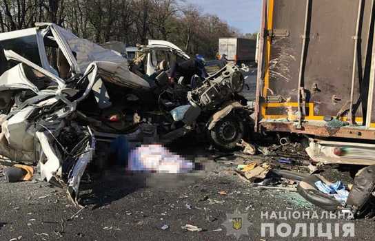 Новини Вінниці / На Вінниччині у ДТП під Немировом загинула людина (ФОТО)