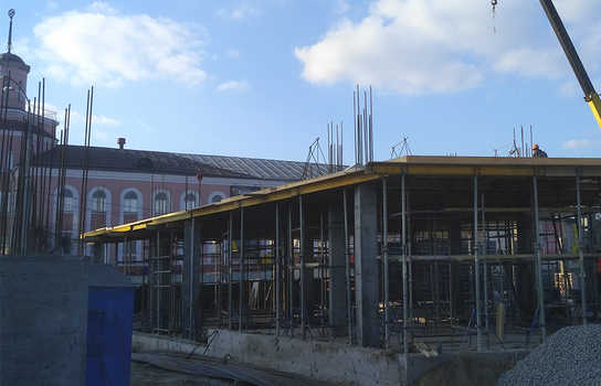 Новости Винницы и области / У Вінниці на Привокзальної площі будують черговий торговий центр (ФОТО) / Інформаційний портал На Париже Новини Вінниці / У Вінниці на Привокзальної площі будують черговий торговий центр (ФОТО)