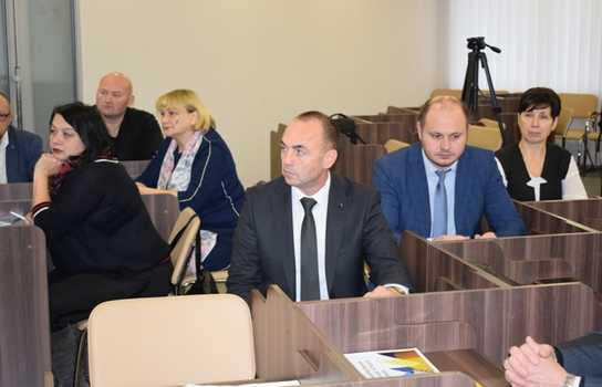 Новини Вінниці / Вінничани та черкащани підписали меморандум співробітництва, з містом Умань вирішила «дружити» не одна, а дві територіальні громади