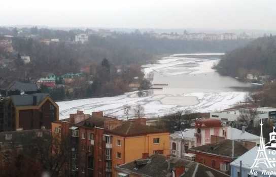 Новини Вінниці / У Вінниці почав замерзати Південний Буг (ФОТО)