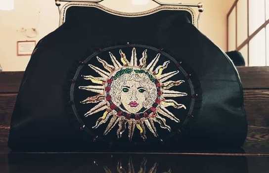 Новини Вінниці / Неповторні сумки з французькою вишивкою у Вінниці: Аліса Алікова створює жіночі аксесуари, які користуються шаленим попитом в Італії (ФОТО)