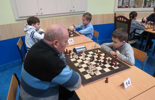 Новини Вінниці / У Вінниці завершилась шахова «Формула-1». Діти знову «побили» дорослих (ФОТО)