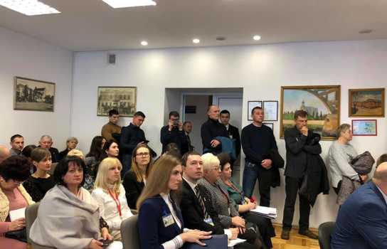 Новини Вінниці / Через «депутатський десант» сесію Вінницької міськради затримали на годину