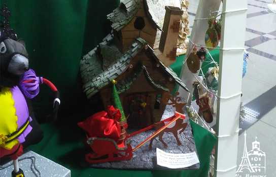 Новини Вінниці / У холі Вінницької міськради відкрилася новорічна виставка (ФОТО)