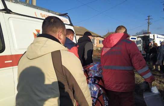 Новини Вінниці / У Тростянці на Вінниччині з крижаної води врятували чоловіка (ФОТО)