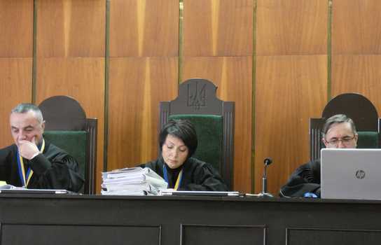 Новини Вінниці / Гучна справа про стрілянину у Могилеві-Подільському: Вінницький апеляційний суд скасував вирок міського про виправдання зятя мера (ФОТО)