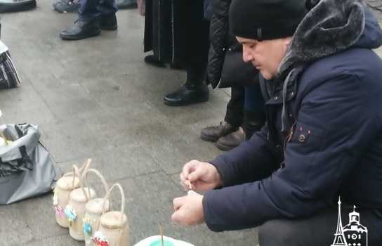 Новини Вінниці / У Вінниці тисячі людей прийшли освячувати воду до Спасо-Преображенського собору ПЦУ (ФОТО, ВІДЕО)