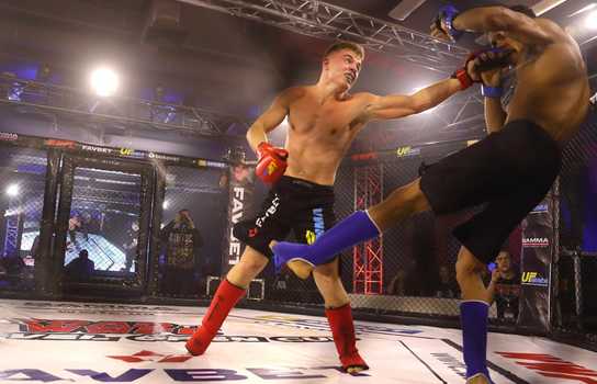 Новини Вінниці / Вінничанин переміг чемпіона світу зі змішаних бойових мистецтв (ФОТО)