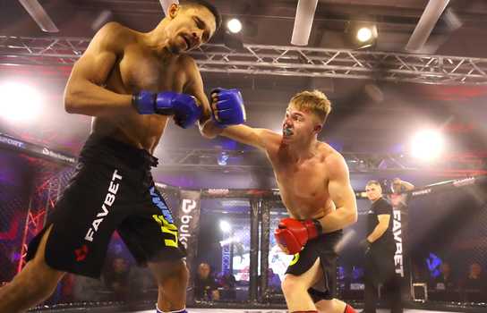 Новини Вінниці / Вінничанин переміг чемпіона світу зі змішаних бойових мистецтв (ФОТО)