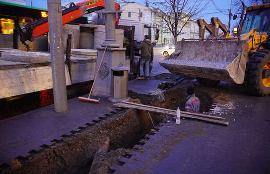 Новини Вінниці / Вінницю спіткала чергова модернізація. Що саме замінюють, та як це вплине на пішоходів? (ФОТО)