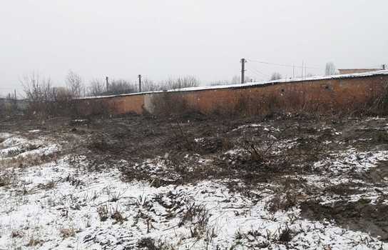 Новини Вінниці / У Вінниці голові гаражного кооперативу дали припис за занедбану територію. Чи допомогло? (ФОТО)