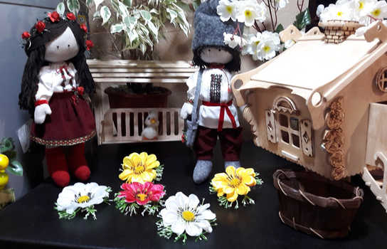 Новини Вінниці / Військова з Вінниччини створює дивовижні ляльки (ФОТО)