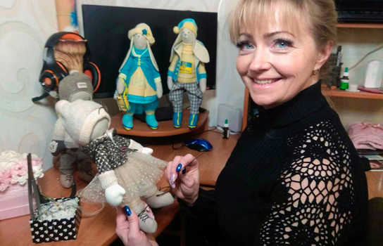 Новини Вінниці / Військова з Вінниччини створює дивовижні ляльки (ФОТО)