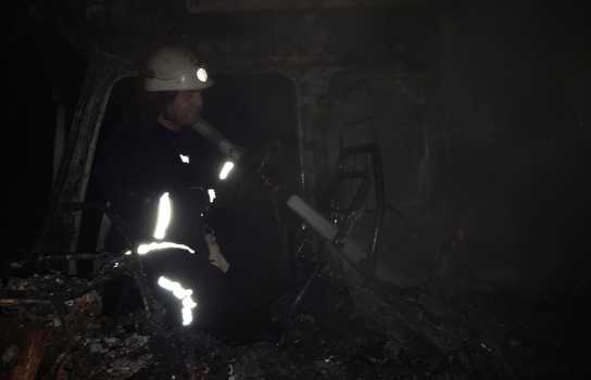 Новини Вінниці / Вранці під Ладижином на Вінниччині згоріла вантажівка (ФОТО)