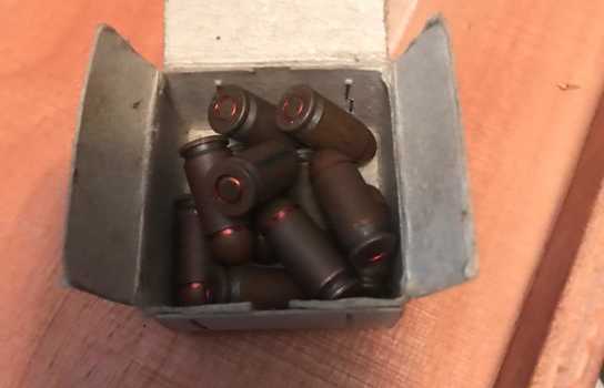 Новини Вінниці / «Колекцію» гранат та набоїв тримав у гаражі житель Немирівського району (ФОТО)