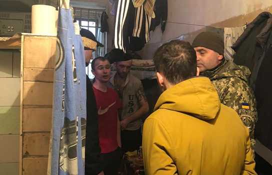 Новини Вінниці / "Доведеться трохи розворушити підлеглих з понеділка": що міністр юстиції побачив у вінницьких в'язницях (ФОТО)