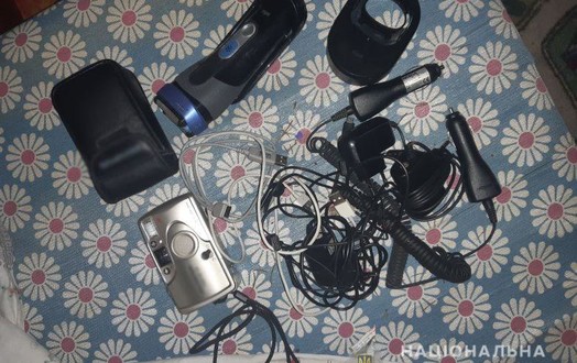 Новини Вінниці / Вінничанина з подругою затримали за розбійний напад на квартиру в Києві (ФОТО)