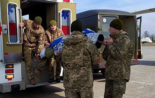 Новини Вінниці / До Вінниці прибув борт з пораненими бійцями