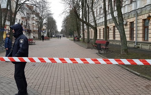 Новини Вінниці / У Вінниці вибухівку шукають у приміщенні міського суду