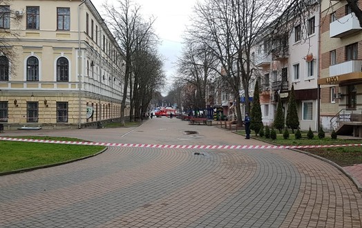 Новини Вінниці / У Вінниці вибухівку шукають у приміщенні міського суду