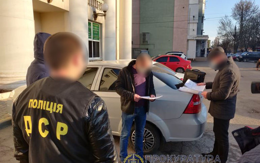 Новини Вінниці / На Вінниччині силовики затримали членів «земельної» ОЗГ: аферисти підробили документи на паї та намагалися продати близько 1000 гектарів 