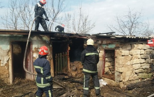 Новини Вінниці / На Вінниччині вогонь зруйнував господарську будівлю (ФОТО)