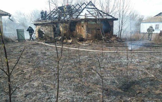 Новини Вінниці / На Вінниччині вогонь зруйнував господарську будівлю (ФОТО)