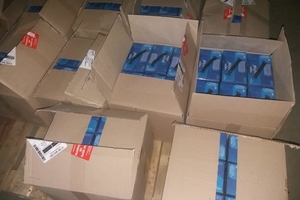 Новини Вінниці / Майже 1,6 тисячі літрів "лівого" алкоголю знайшли у вантажному відділенні кур'єрської служби на Вінниччині (ФОТО)