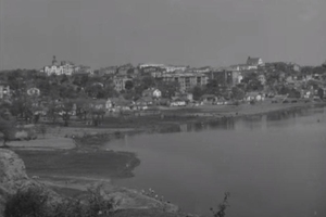 Новини Вінниці / Якою Вінниця була у 1948 році? Молоді липи у центрі та паром на Старе місто (ФОТО)