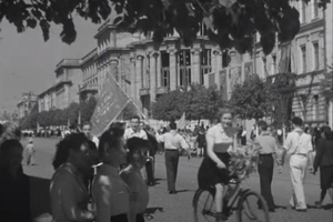 Новини Вінниці / Якою Вінниця була у 1948 році? Молоді липи у центрі та паром на Старе місто (ФОТО)