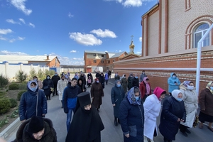 Новини Вінниці / Хресні ходи на Вінниччині: в УПЦ МП продовжують збирати людей (ФОТО)