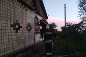 Новини Вінниці / Пожежа у Гнівані на Вінниччині забрала життя пенсіонера (ФОТО)